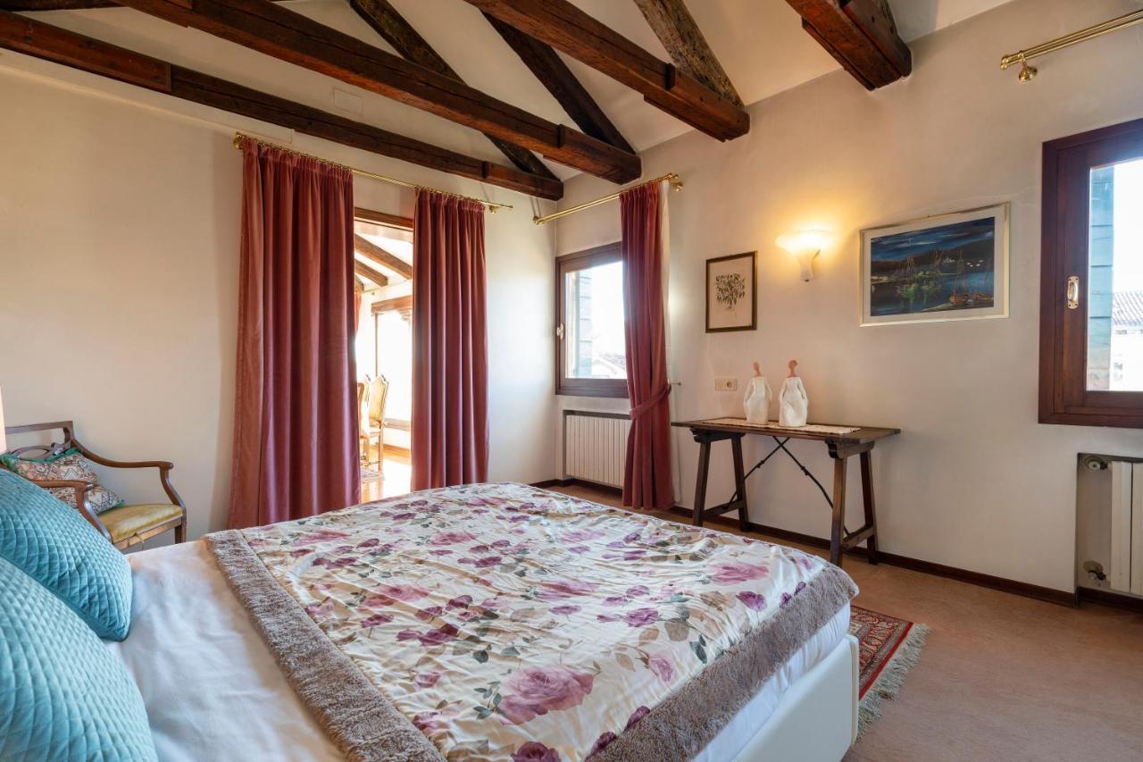 Ferienwohnung Palazzo Gradenigo By Wonderful Italy Venedig Exterior foto