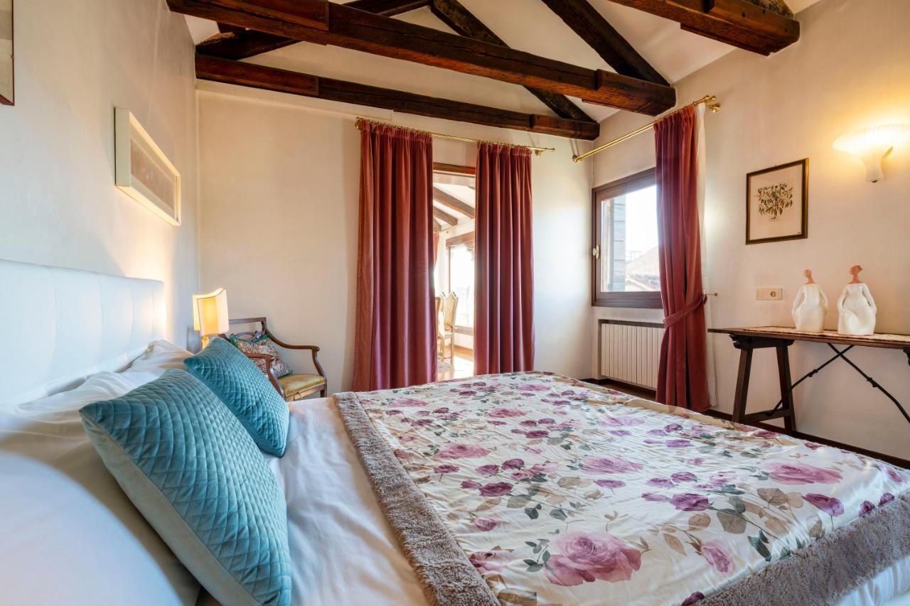 Ferienwohnung Palazzo Gradenigo By Wonderful Italy Venedig Exterior foto